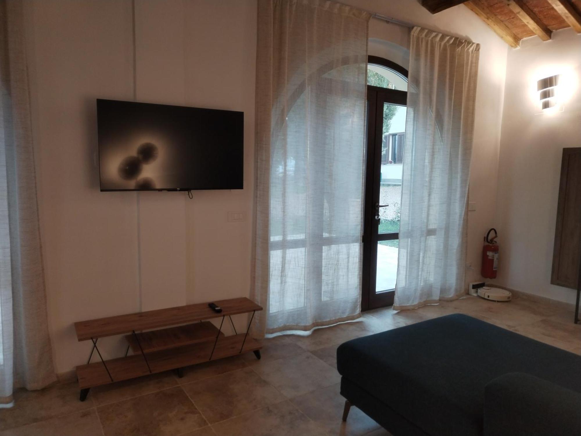 סן ג'ימיניאנו Agriturismo Poggio Rotondo מראה חיצוני תמונה